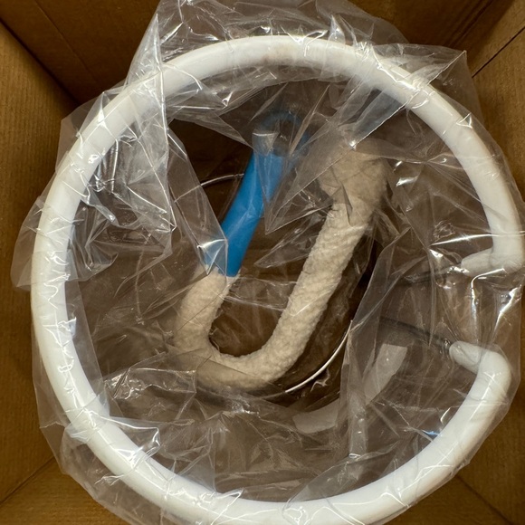 🍷NIB! Wine Decanter Drying Stand Retail $30 - Picture 5 of 7